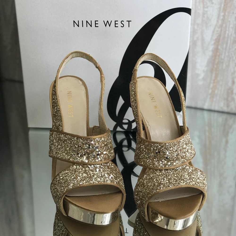 Nine West FairGame Platform Sandals Gold Glitter W - Picture 2 of 8